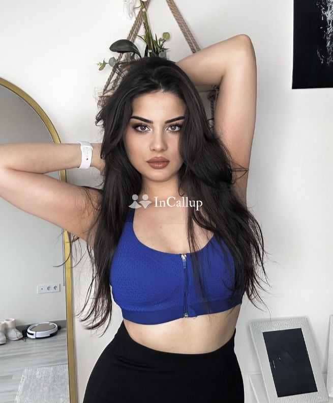 available for outcall long legs and black eyes known for being elegant from shimoga - Call Girls in Shimoga