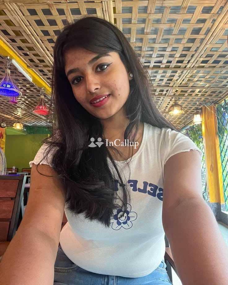 known for being sexy mature colored hair and blue eyes trusted companion in siliguri - Call Girls in Siliguri