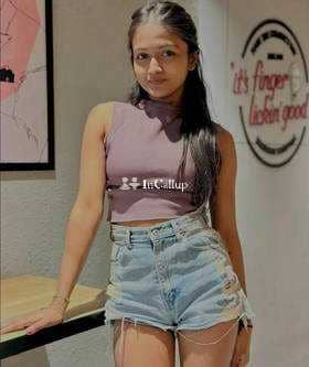 sparkling black eyes and brown hair curvy girl in siliguri available now trusted reliable service - Call Girls in Siliguri