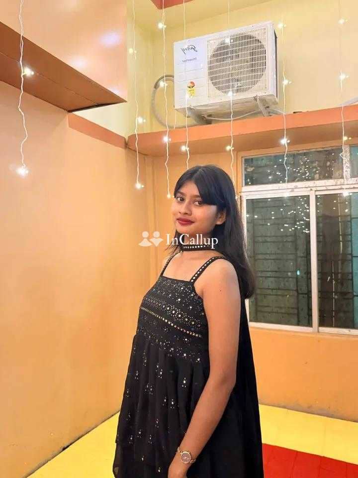 tempting delicate black hair and black eyes available now trusted reliable service - Call Girls in Solapur