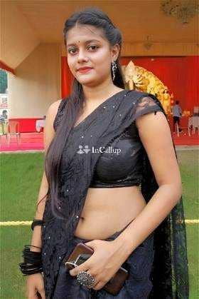 charming available for incall pretty black hair and brown eyes available now trusted reliable service - Call Girls in Srinagar