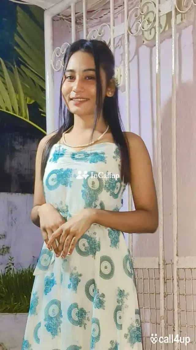 gorgeous anal french kiss doggy style 69 position woman on top babe flawless black eyes and brown hair - Call Girls in Surajpur