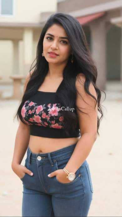 exclusive oral porn actresses french kiss role play doggy style available bold brunette hair and brown eyes - Call Girls in Surat