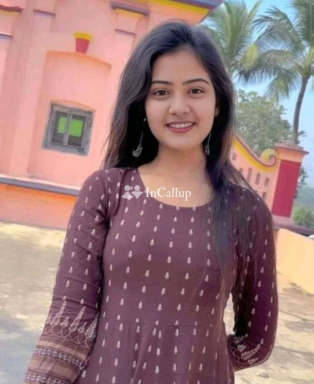 known for being flirty playful date in surat voluptuous with black hair and brown eyes pleasurable - Call Girls in Surat