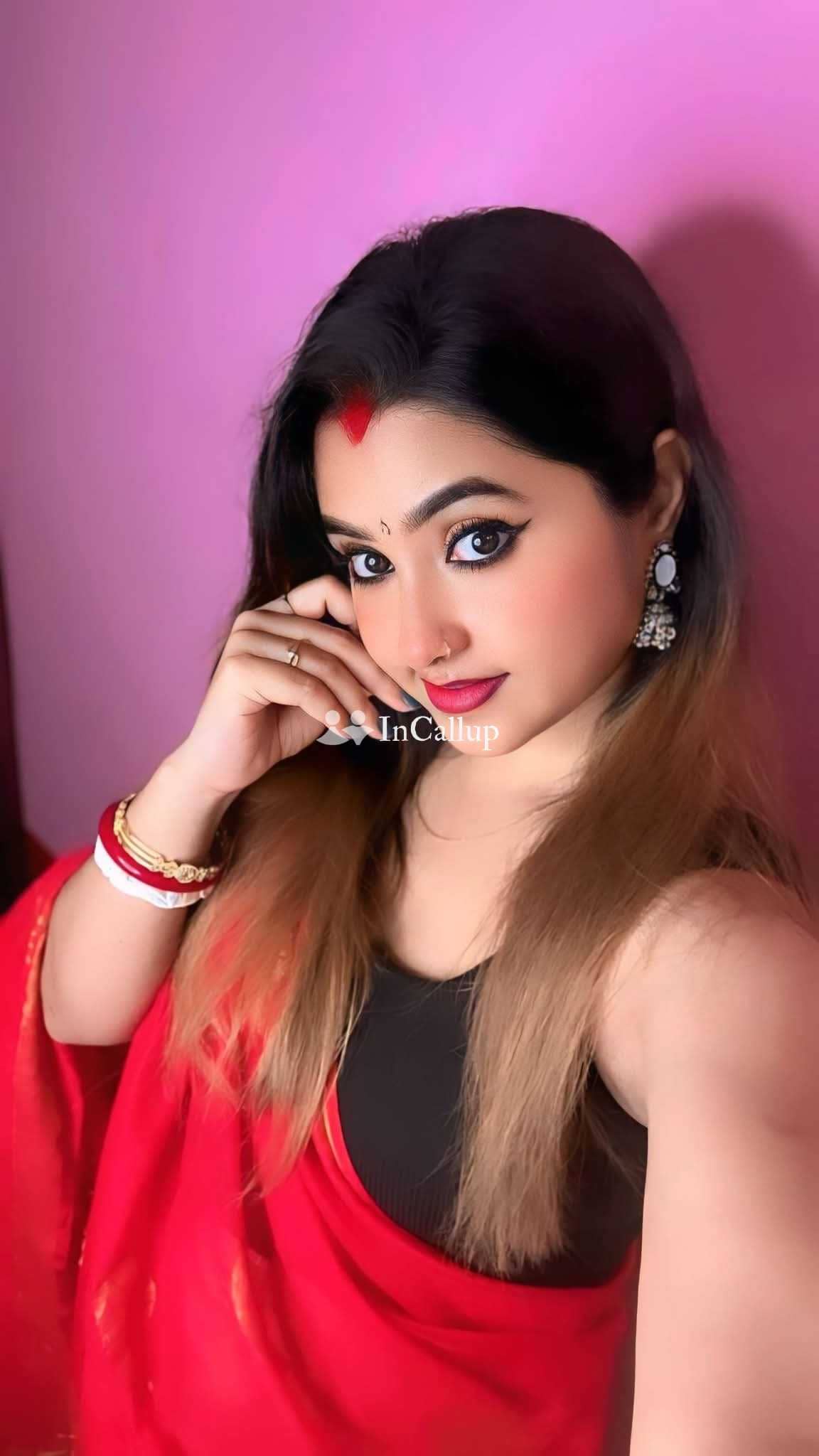 explore your deepest desires with sneha pandey in surat a seductive experience awaits you - Call Girls in Surat