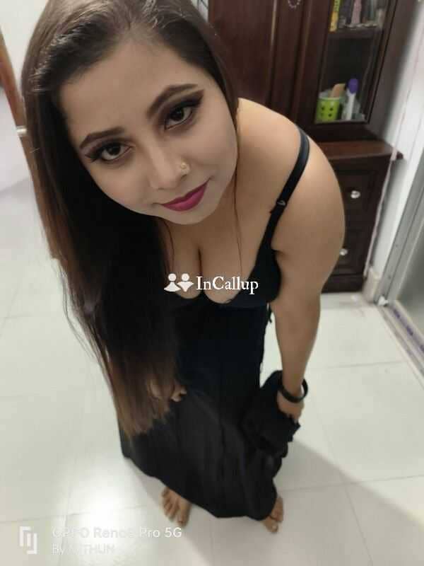 available for available anytime mature auburn hair and brown eyes specialized in bdsm porn actresses french kiss - Call Girls in Surat