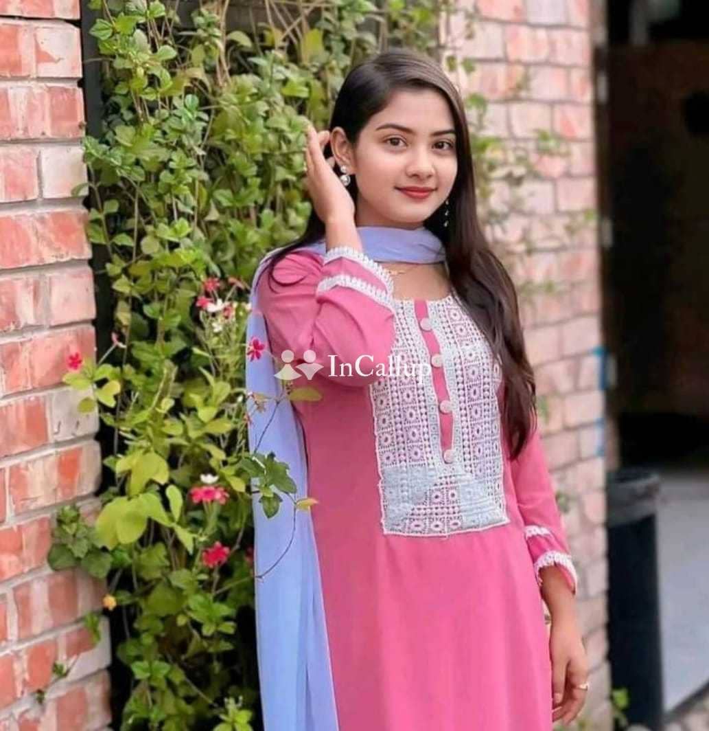 discover shuman shaw aged twenty offering elite call girls services surat escort service ravishing - Call Girls in Surat