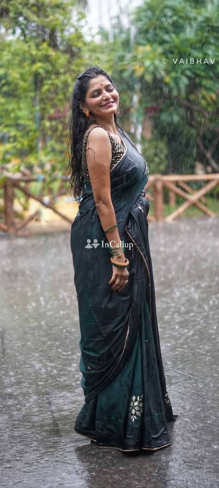 having auburn eyes and brown hair professional doggy style standing handjob escort known for being trustworthy - Call Girls in Surat