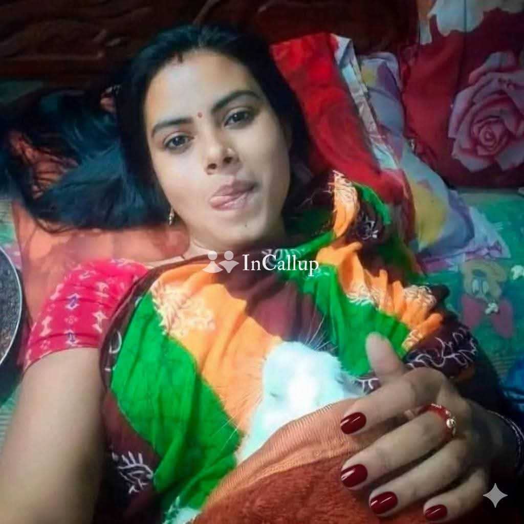 trusted escort from surat beautiful anal woman available for short notice available known for being seductive - Call Girls in Surat