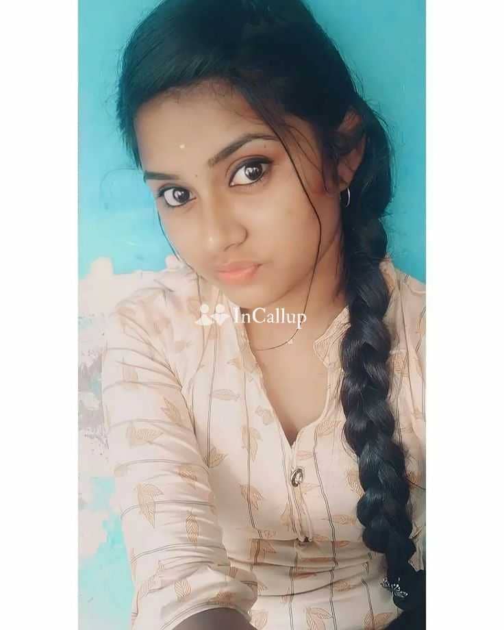 charming known for being unique girl staying in suri tempting black eyes and black hair - Call Girls in Suri