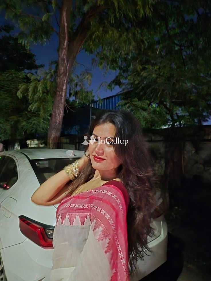 available for available 24x7 trusted escort from suri known for being energetic black tall with brown body type - Call Girls in Suri