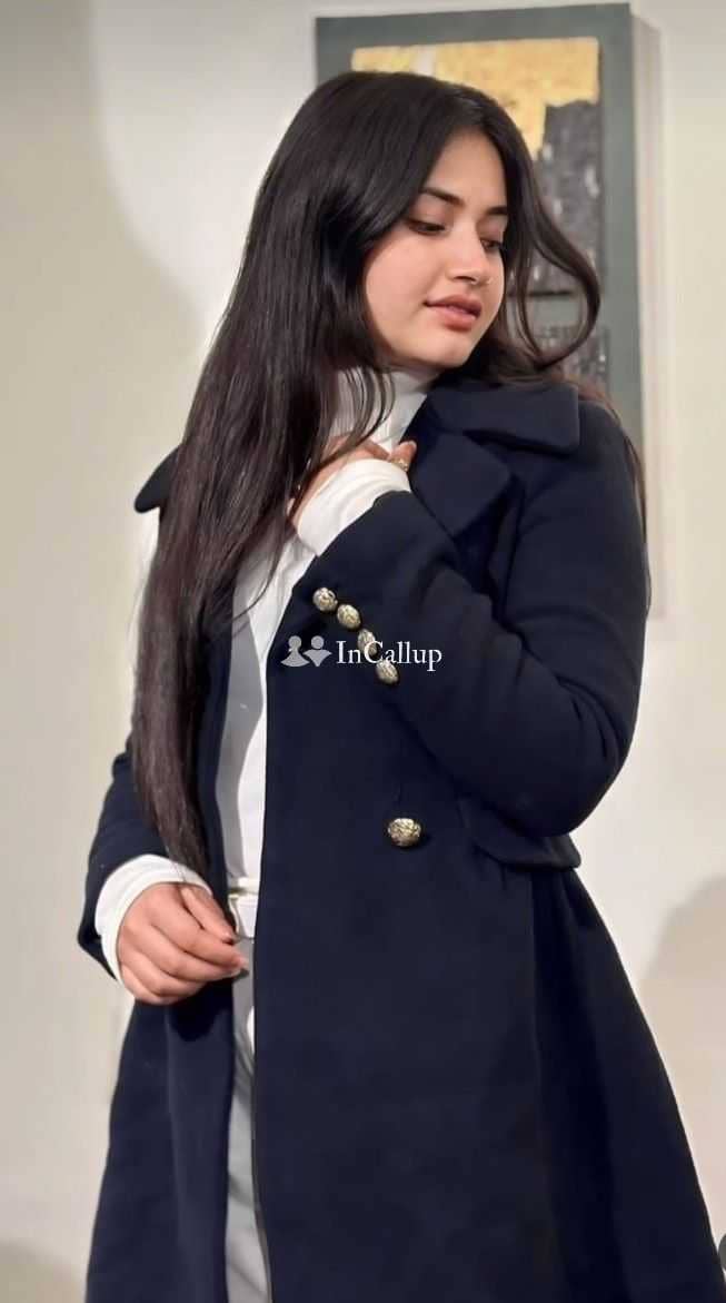 stylish black hair and blue eyes available for both incall and outcall discreet service in suri - Call Girls in Suri