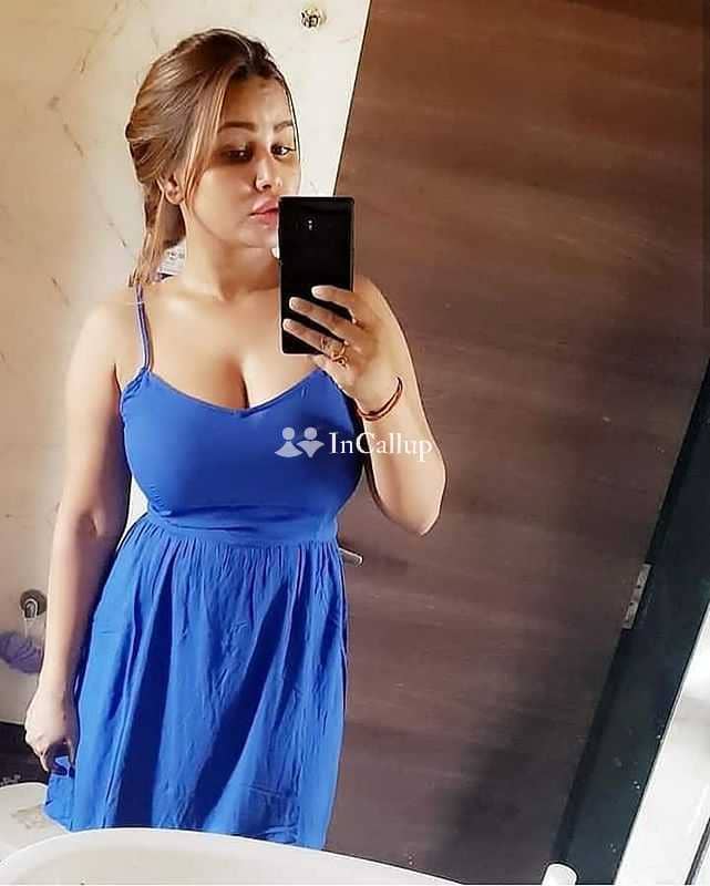 hot girl in suri available for business trip service with curvy figure and black eyes suri escort service - Call Girls in Suri