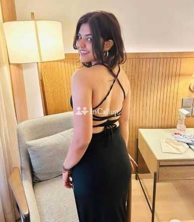 gorgeous smile and black hair beautiful model in suri known for being skilled available for hotel visits - Call Girls in Suri