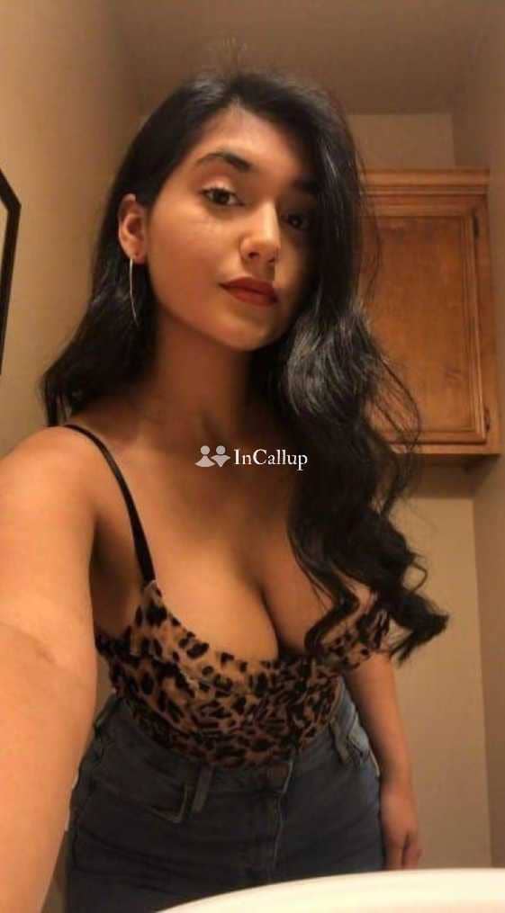 angelic black hair and brown eyes playful anal girlfriend experience porn actresses erotic massage threesome fun - Call Girls in Tiruchirappalli