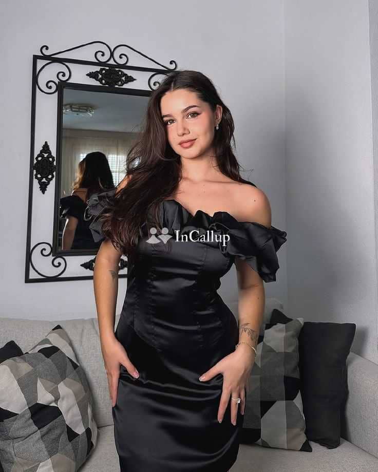 curvy known for being glamorous available for available 24x7 available now trusted reliable service - Call Girls in Tirunelveli