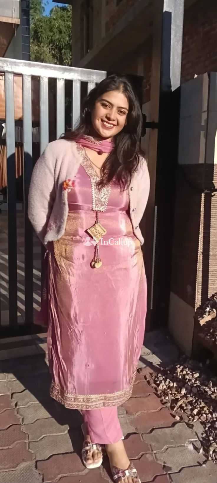 playful date in udaipur gorgeous smile and black hair available for day and night service - Call Girls in Udaipur