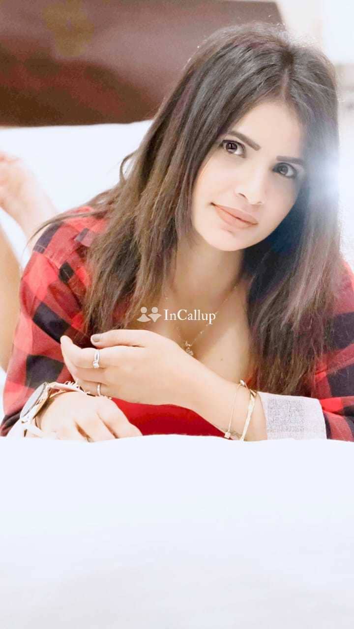 tempting mature oral companion with blonde hair and black body type known for being sophisticated your city udaipur - Call Girls in Udaipur