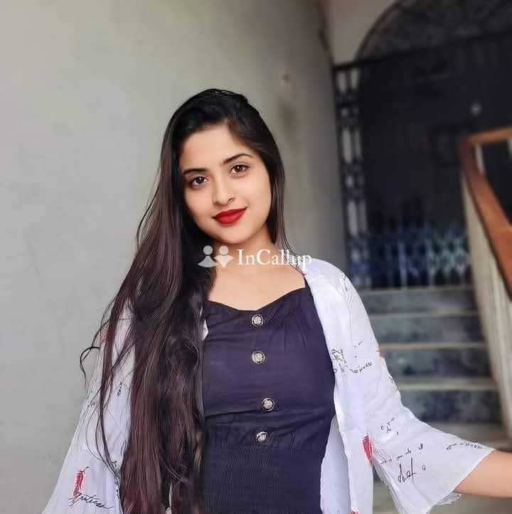 voluptuous with brunette hair and hazel eyes playmate close to ujjain available for business trip service - Call Girls in Ujjain