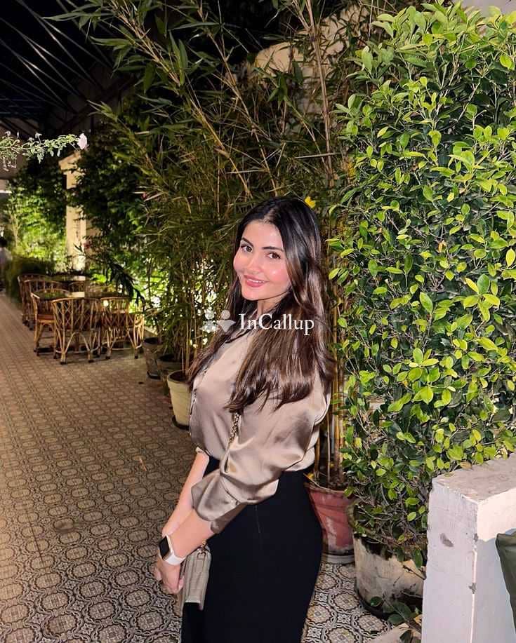 known for being gentle petite siya twenty three year old call girls available now trusted reliable service - Call Girls in Ujjain