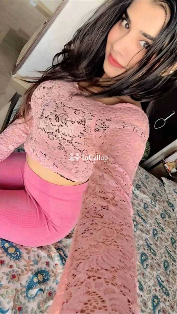 luxury arawy jha twenty year old call girls model available for overnight stays known for being fascinating - Call Girls in Uttar Dinajpur