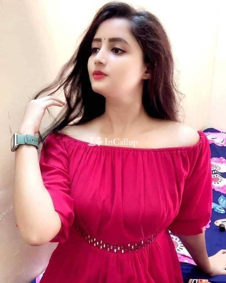 sexy girl from vapi sparkling black eyes and black hair available now trusted reliable service - Call Girls in Vapi