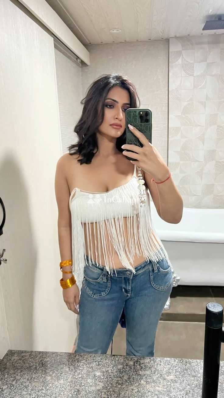 ravishing romantic companion in varanasi available for outcall curvy anal escort - Call Girls in Varanasi