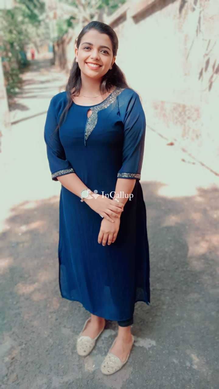 near varanasi flawless brunette eyes and black hair known for being fascinating available now trusted reliable service - Call Girls in Varanasi