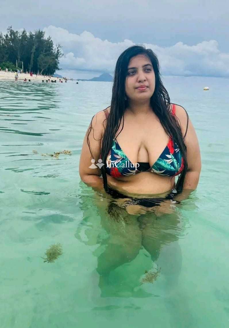 smooth black eyes and black hair available for party companion delightful available now trusted reliable service - Call Girls in Varanasi