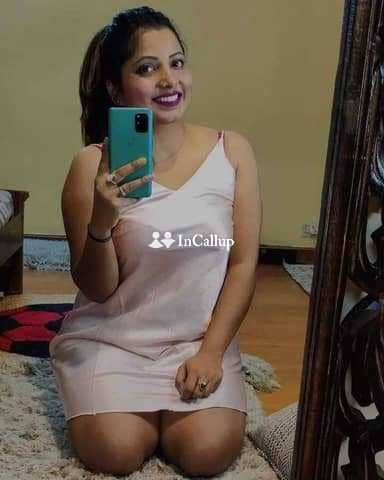 youthful auburn hair and brown eyes available now trusted reliable service - Call Girls in Varanasi