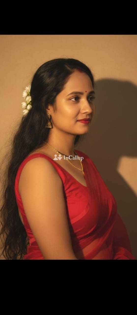 working in varanasi playful black body and black hair desirable known for being warm available for private dates - Call Girls in Varanasi