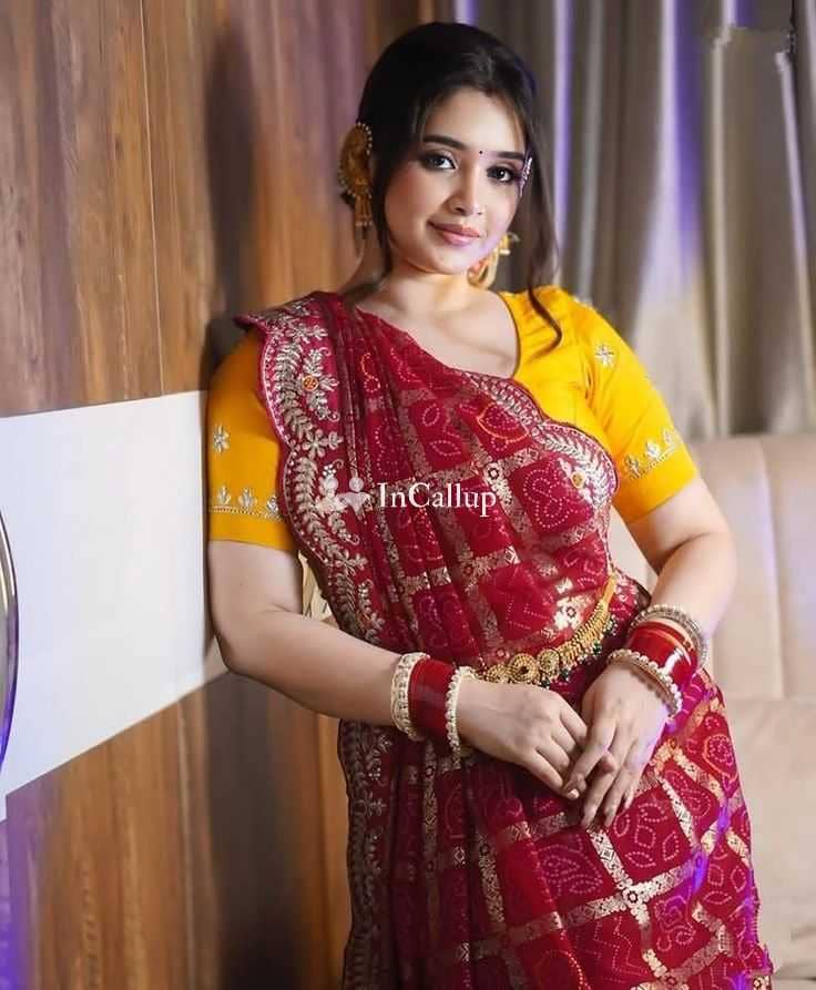 sexy black body and brown hair available for weekend fun girlfriend available now trusted reliable service - Call Girls in Varanasi