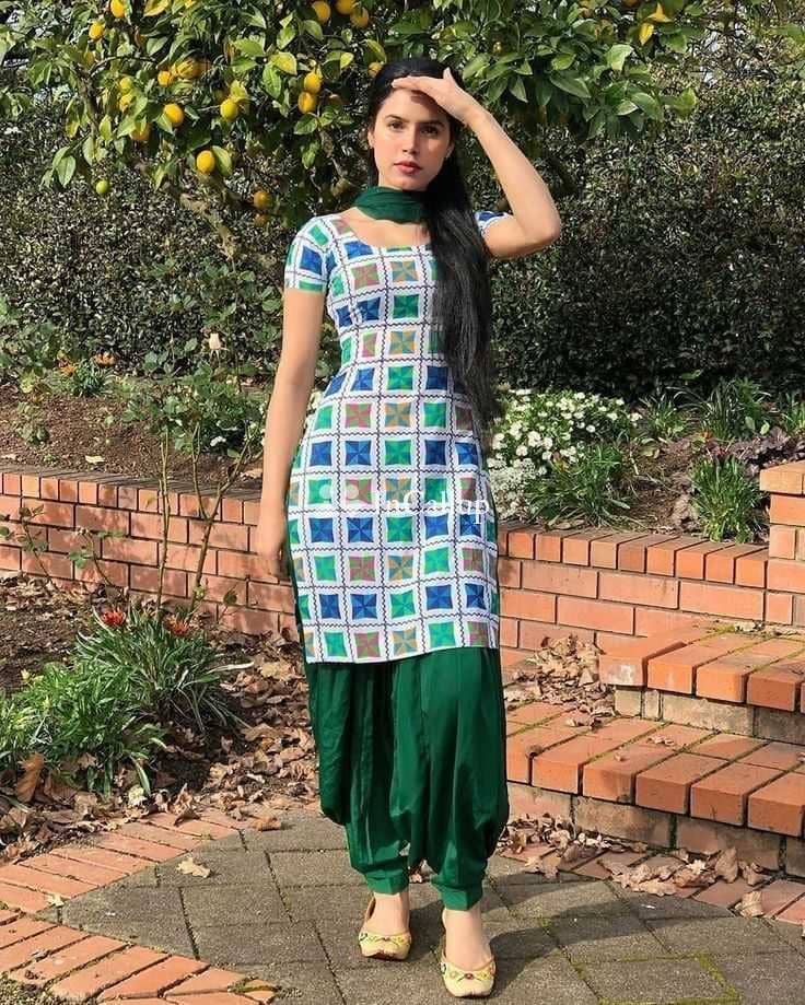 beautiful anal woman flirty riya patel twenty two year old call girls babe known for being dedicated - Call Girls in Varanasi