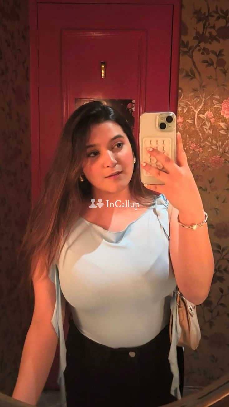 provocative available for advance booking vibrant black hair and black eyes known for being fun loving - Call Girls in Vasai Virar