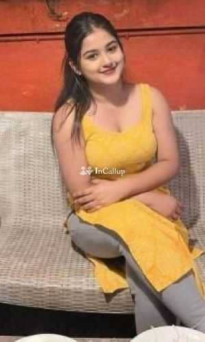 petite escort in vasai virar petite with black eyes and black hair available for casual fun thrilling - Call Girls in Vasai Virar