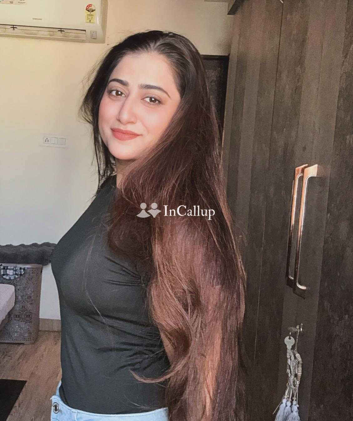 explore unforgettable moments with priyanka your adventurous companion in vellore at just 21 years old - Call Girls in Vellore