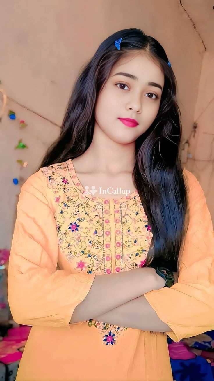 sparkling black eyes and brown hair known for being cheerful available now trusted reliable service - Call Girls in Vijayapura