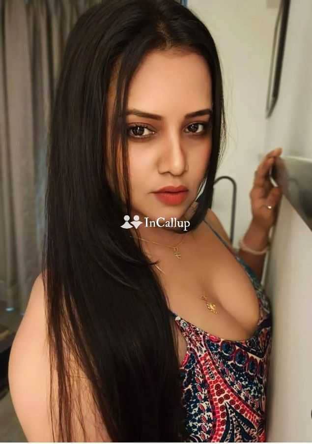 tempting beautiful babe in vijayawada known for being fun loving available for day and night service - Call Girls in Vijayawada
