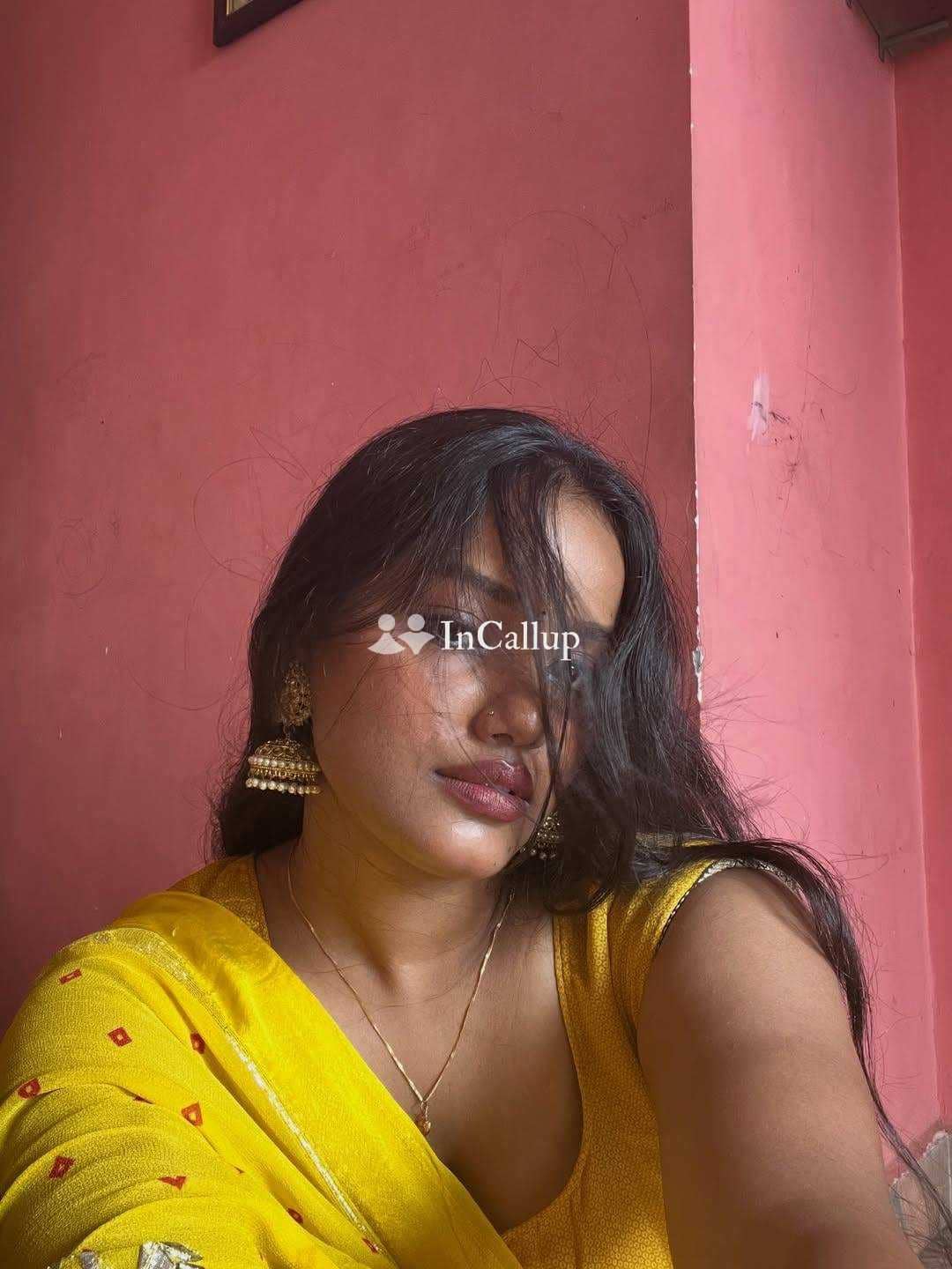escort available in visakhapatnam available for hotel visits attractive black body and brown eyes - Call Girls in Visakhapatnam