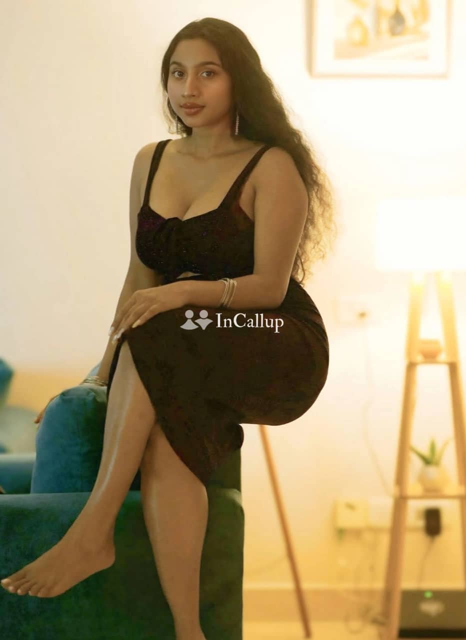 unforgettable experiences with curvy pooja in ahmedabad your ultimate girlfriend for all desires - Call Girls in Ahmedabad
