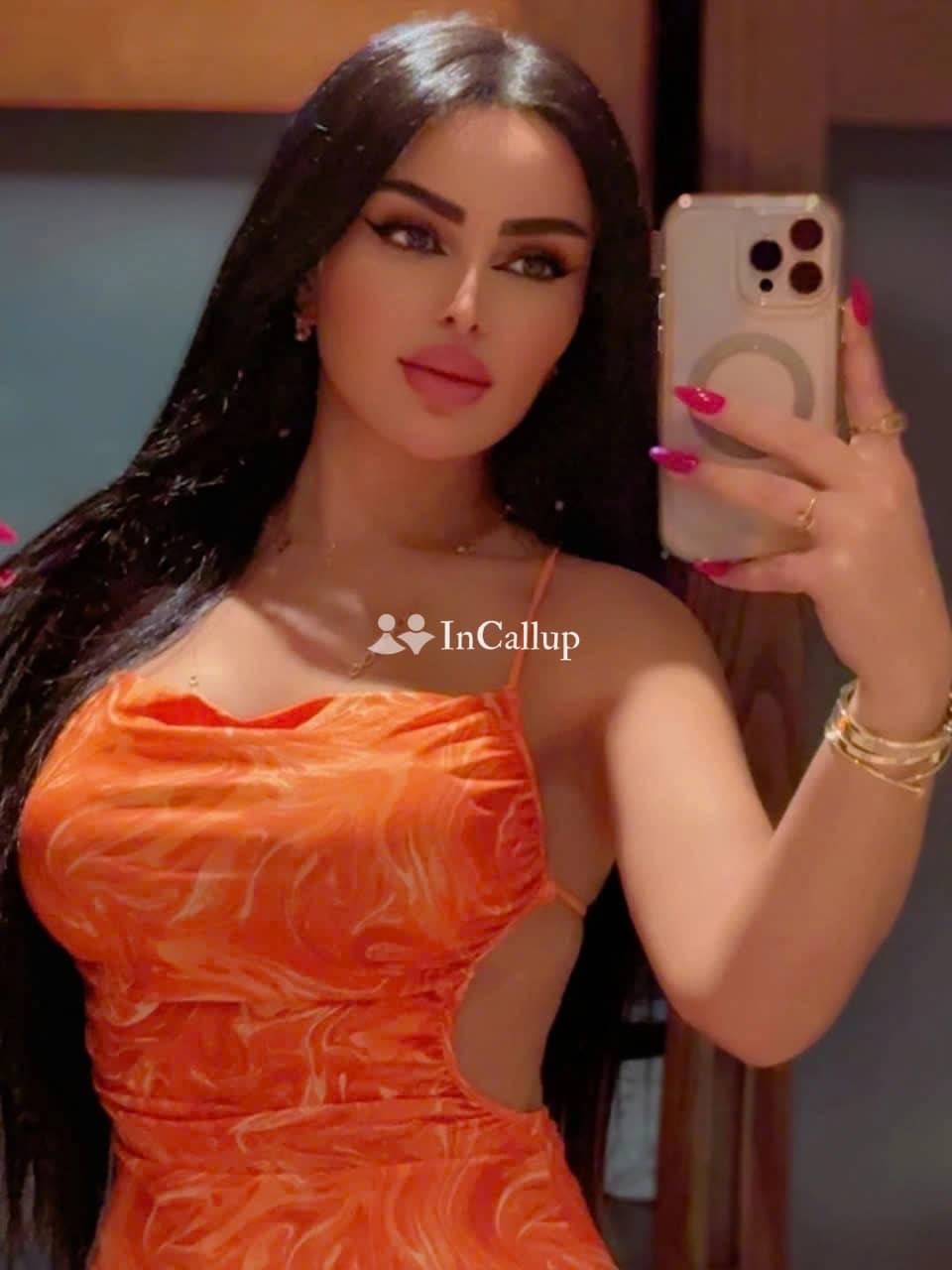 experience ultimate pleasure with curvy call girls in central delhi ready to indulge your desires at 21 - Call Girls in Central Delhi