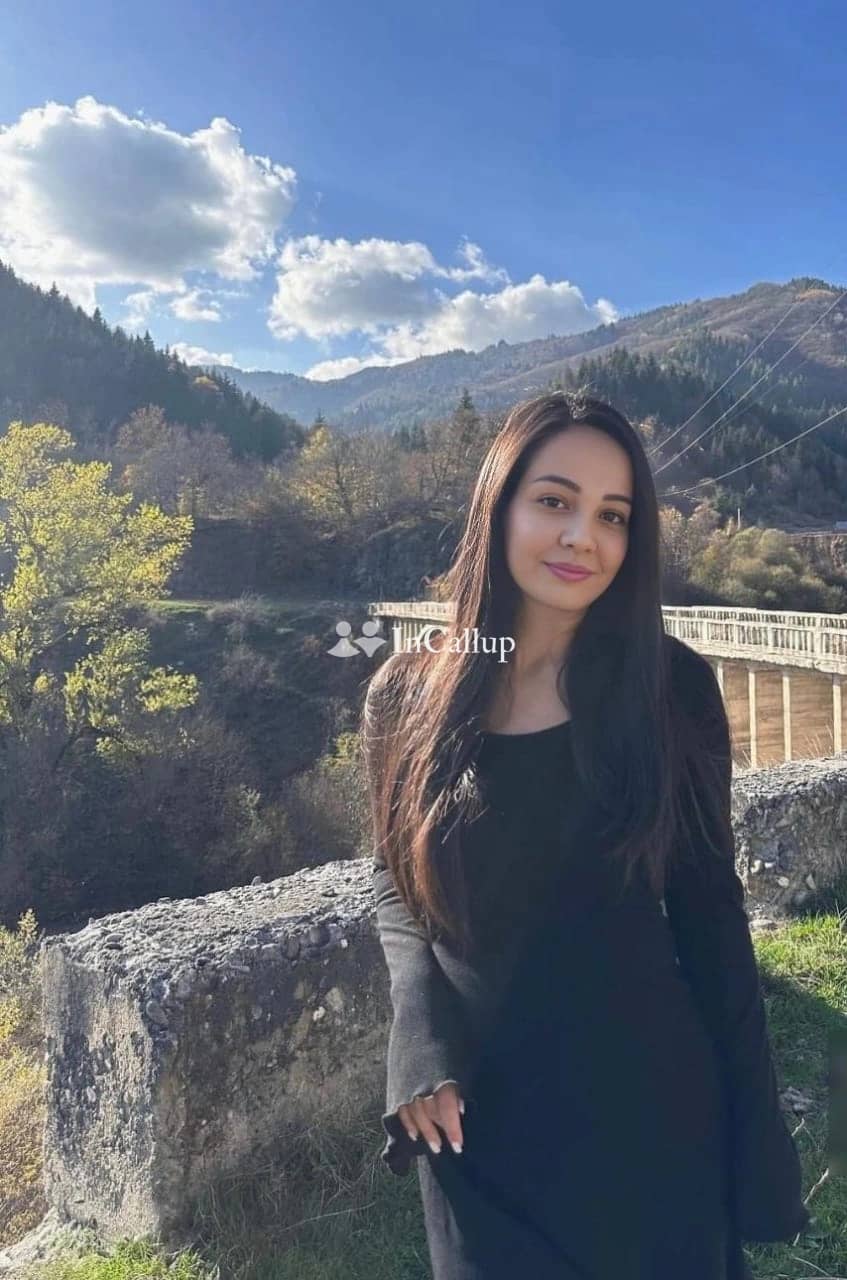 experience ultimate pleasure with sneha in chennai your curvy companion for intense erotic adventures - Call Girls in chennai tn_i