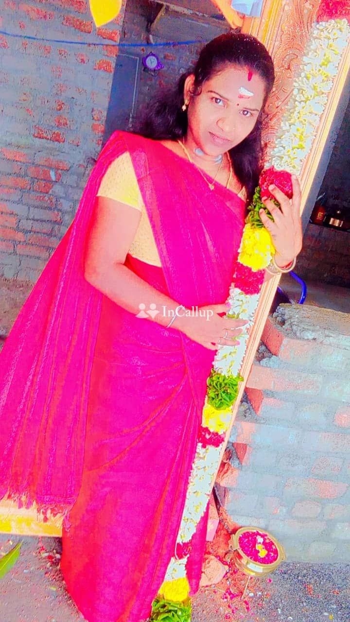 sensual sonali your enticing call girl for unforgettable moments in chennai featuring erotic delights and playful advent - Call Girls in chennai tn_i