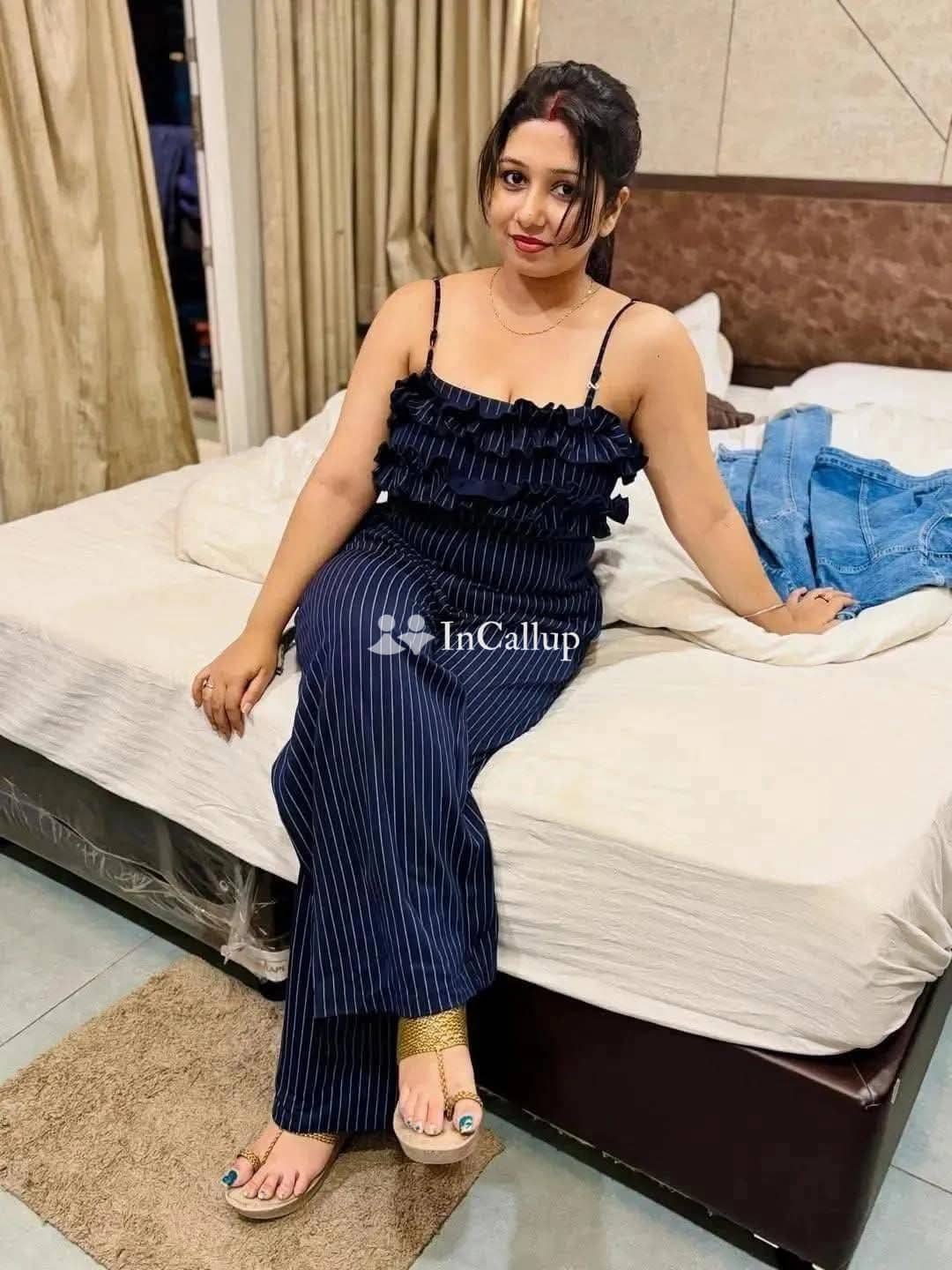 unforgettable moments await with 19yearold curvy beauty in davanagere offering exclusive cash payment services - Call Girls in davanagere ka_i