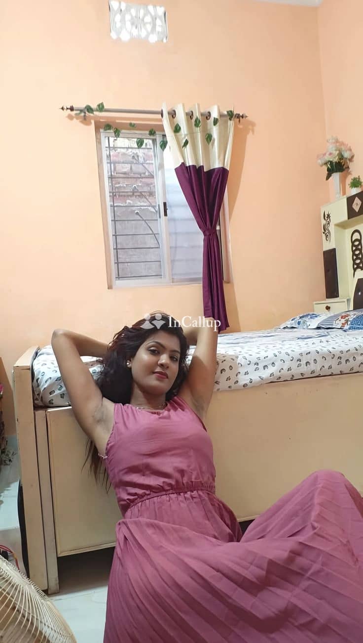 discover unforgettable experiences with arushi patel your seductive call girl in east delhis vibrant scene - Call Girls in East Delhi