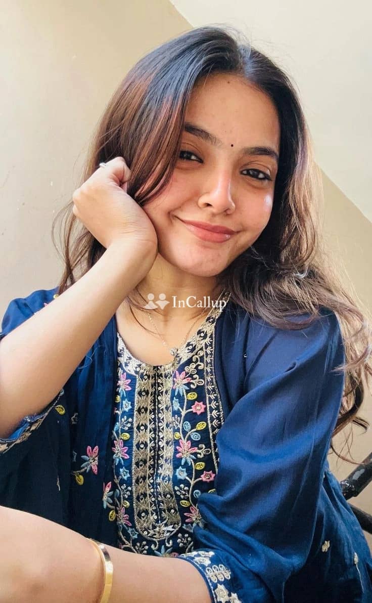 experience unforgettable moments with komal kumari in gandhidham your ideal companion for every desire - Call Girls in Gandhidham