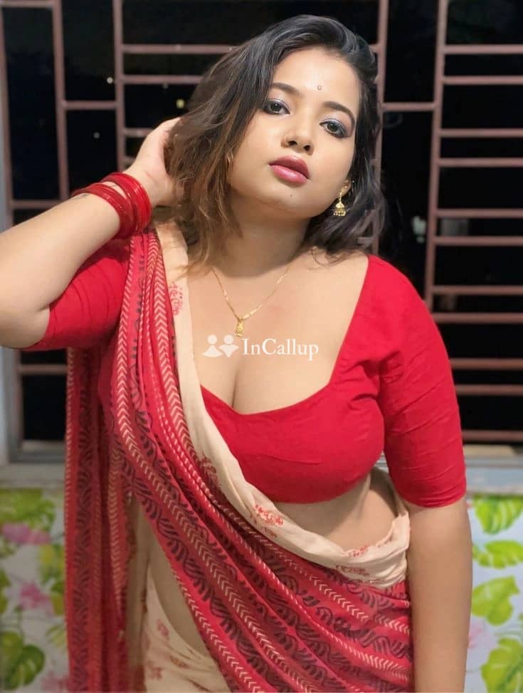 exquisite 21yearold pooja in hyderabad offering unforgettable girlfriend experience and thrilling adventures - Call Girls in hyderabad tg_i