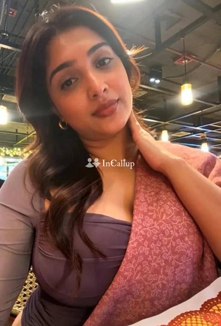 experience unforgettable moments with ishika your seductive hyderabad call girl ready to please you in every way - Call Girls in hyderabad tg_i