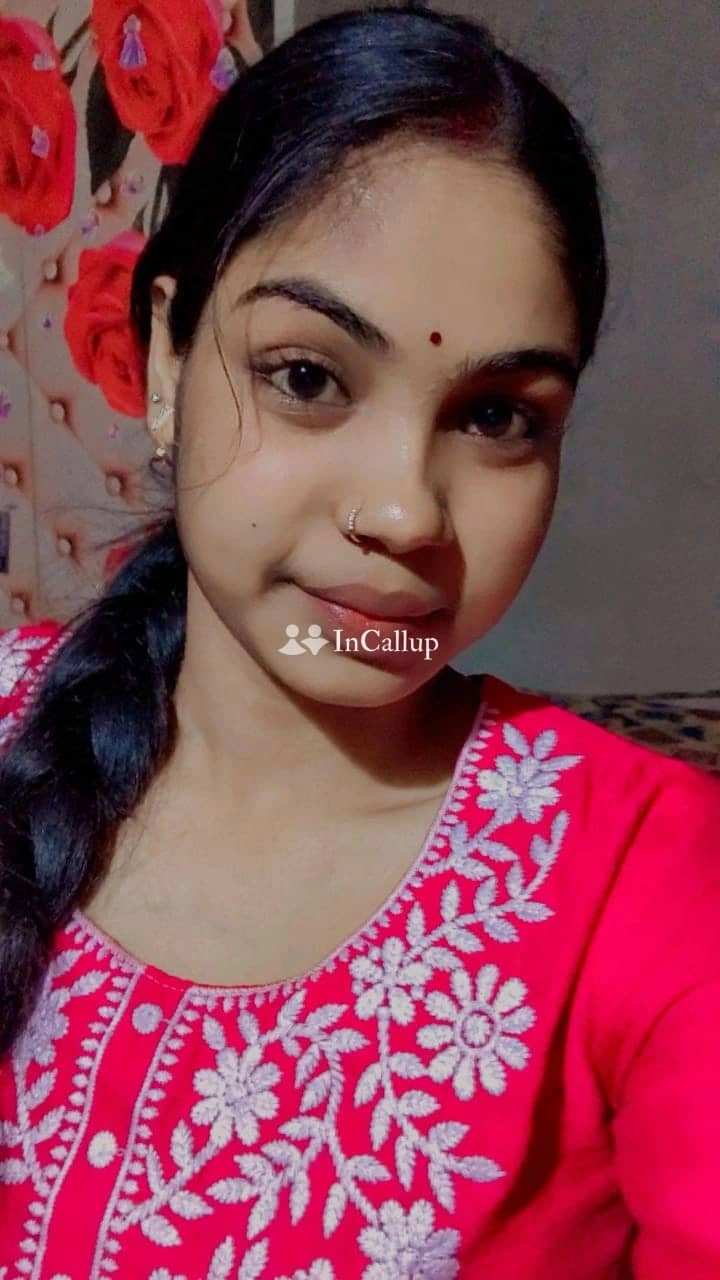 experience unforgettable moments with priya kumari a charming 21yearold call girl in jamshedpur - Call Girls in Jamshedpur