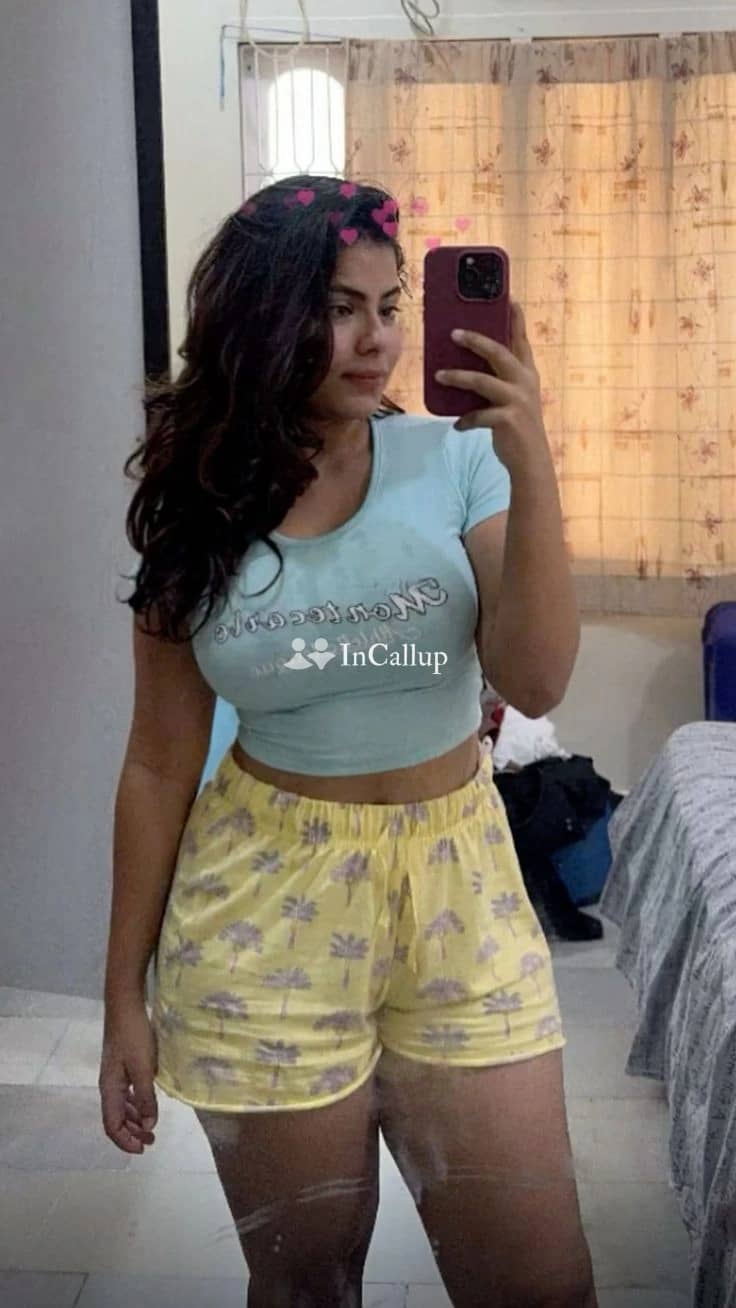 sensual 21 year old beauty in mangalore ready for unforgettable experiences and intimate adventures with you - Call Girls in Mangalore